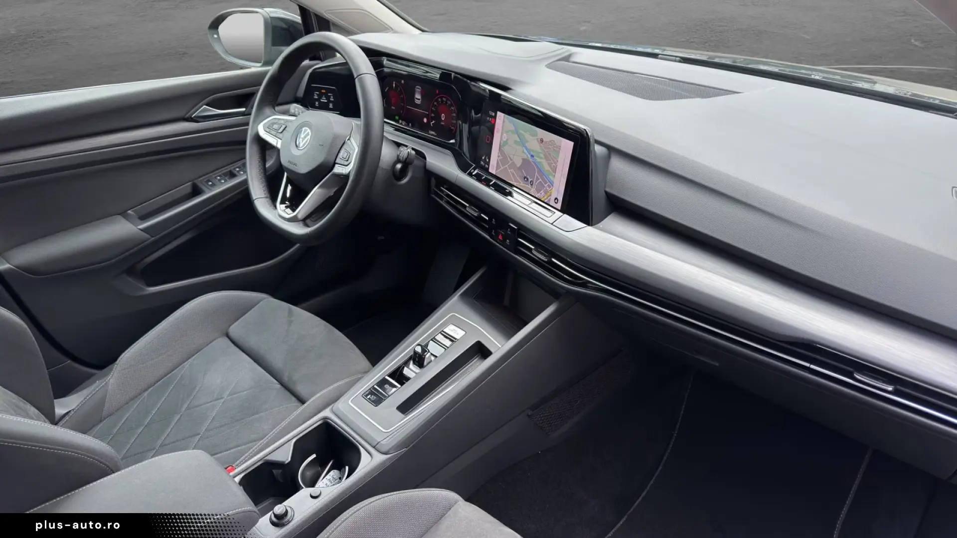 Volkswagen Golf 1.4 TSI DSG eHybrid Style Head-Up Panoramic