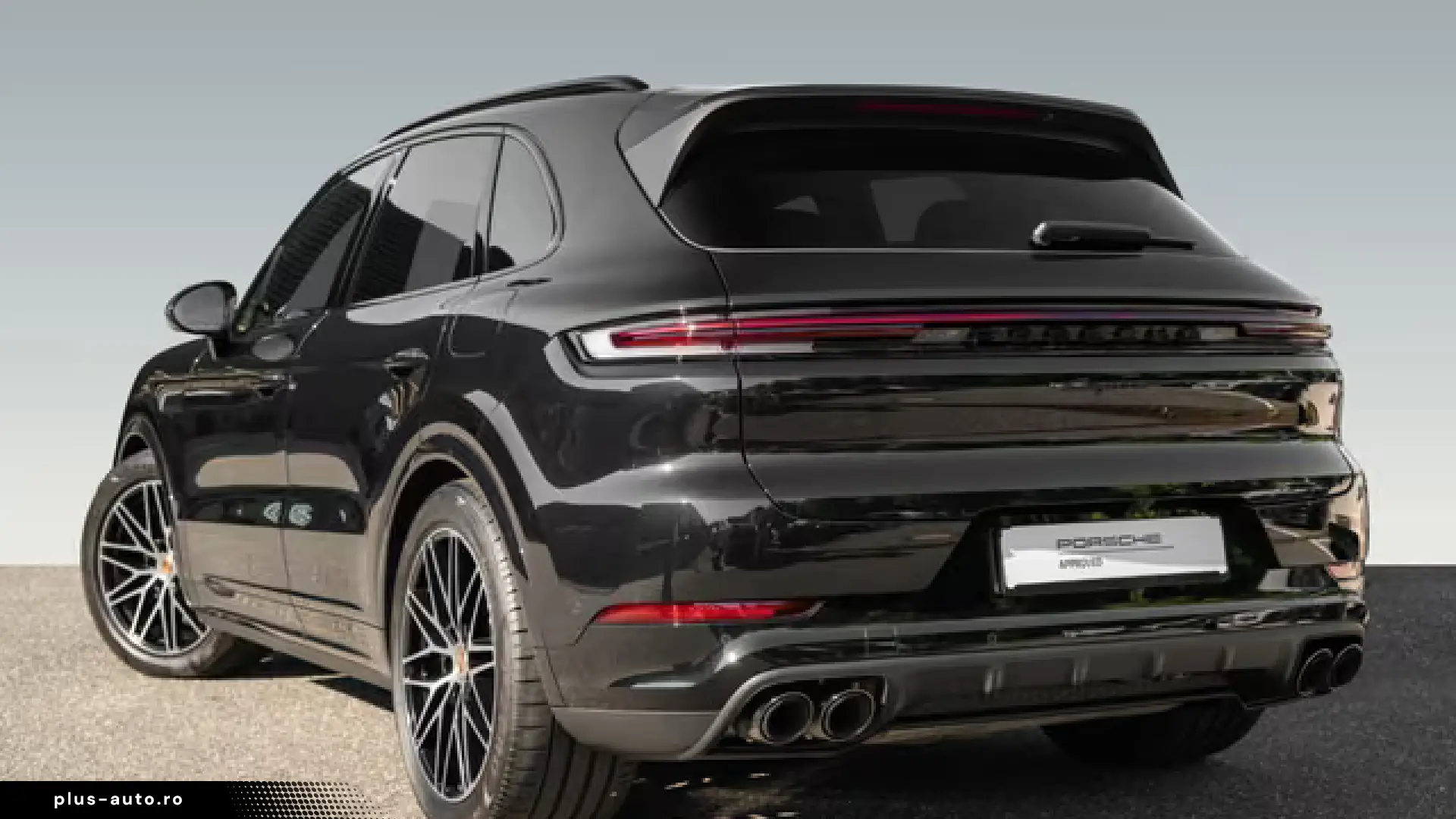 Porsche Cayenne E-Hybrid Black Edition
