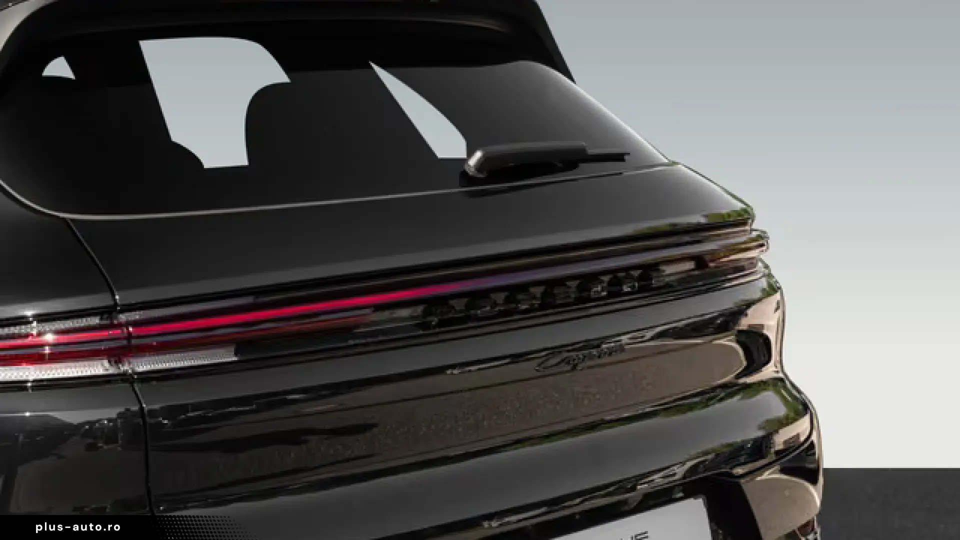 Porsche Cayenne E-Hybrid Black Edition
