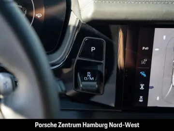 Porsche Cayenne E-Hybrid Black Edition