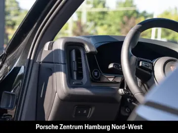 Porsche Cayenne E-Hybrid Black Edition