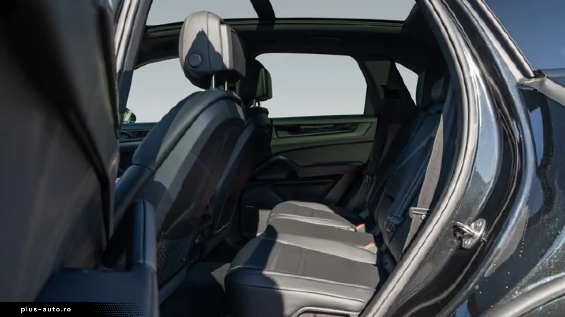 Porsche Cayenne E-Hybrid Black Edition