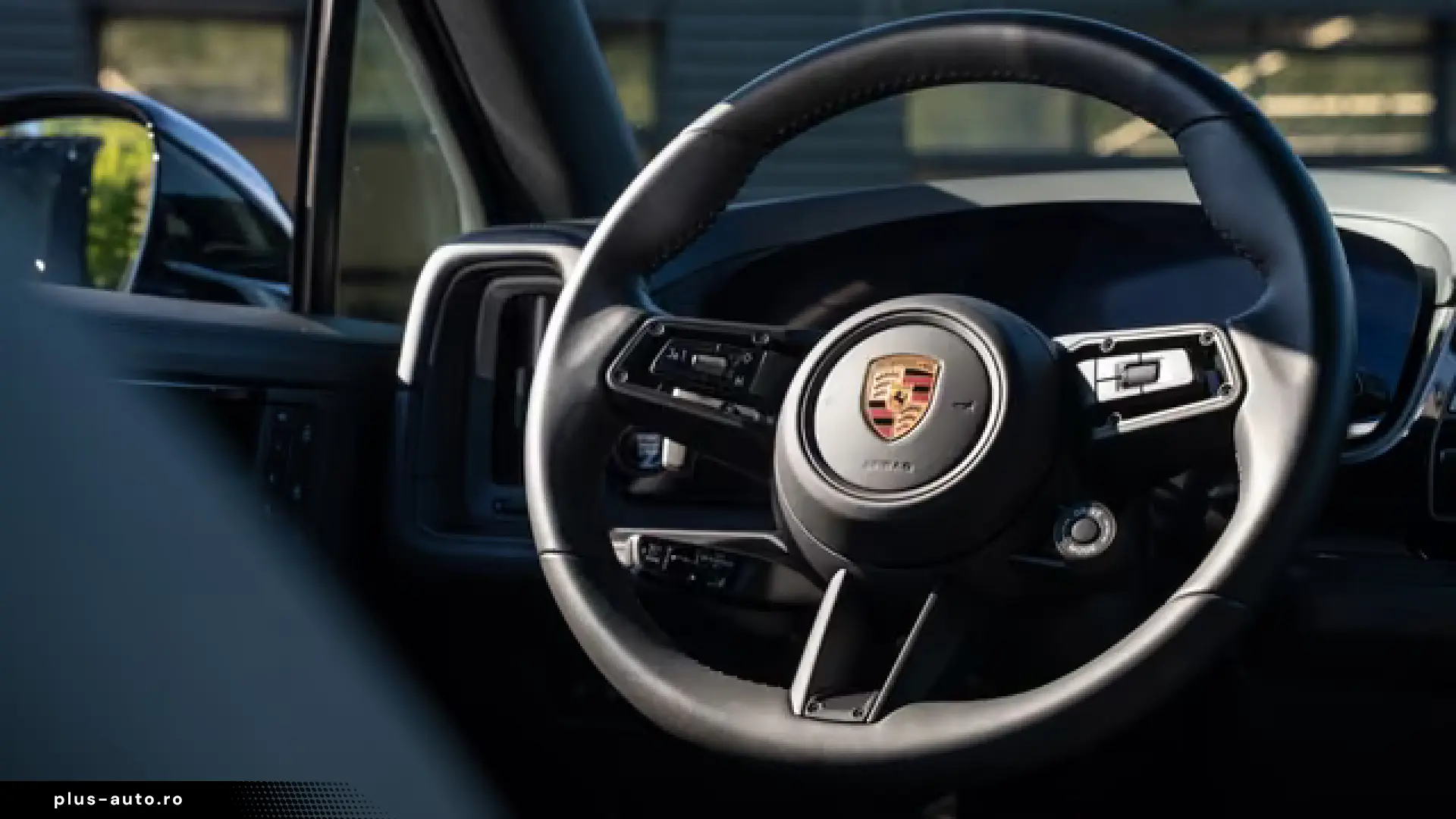 Porsche Cayenne E-Hybrid Black Edition