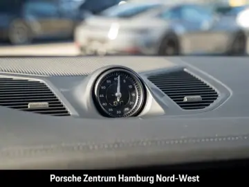 Porsche Cayenne E-Hybrid Black Edition