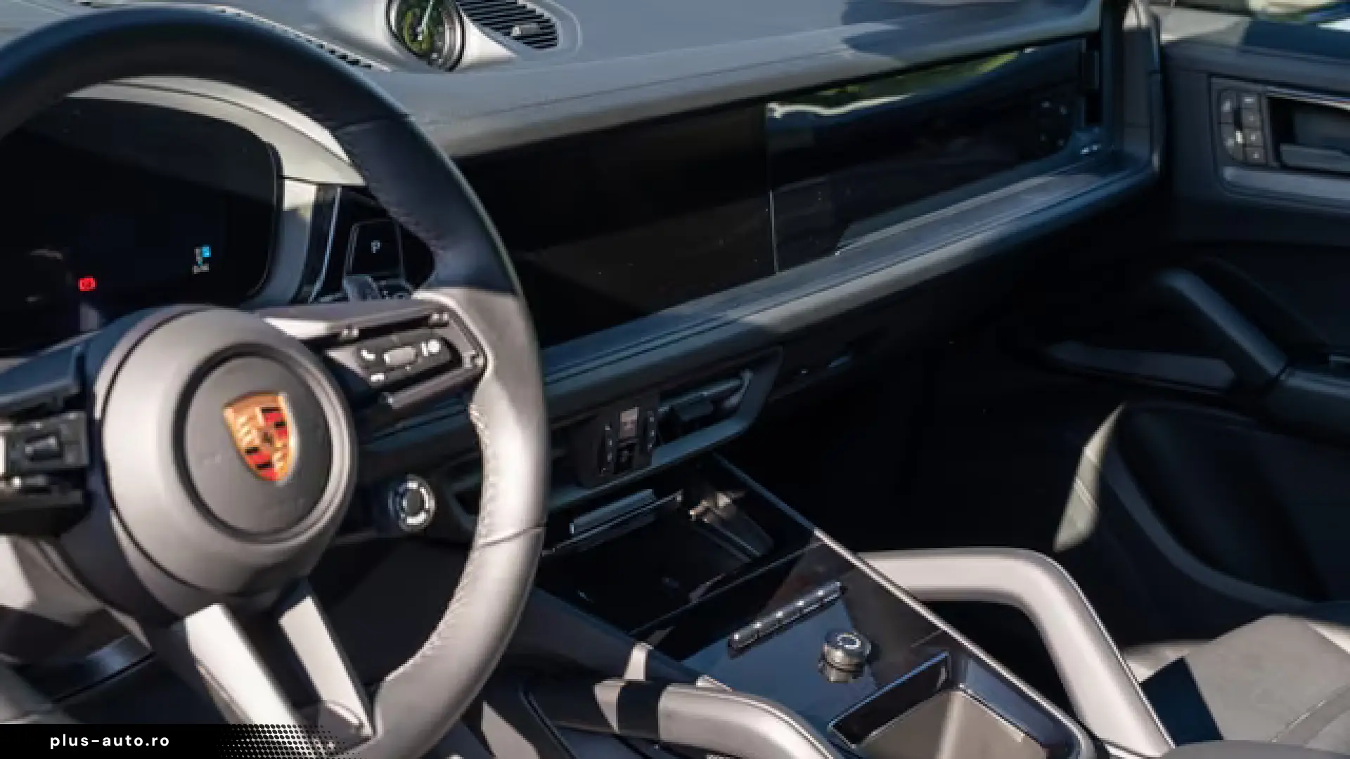 Porsche Cayenne E-Hybrid Black Edition