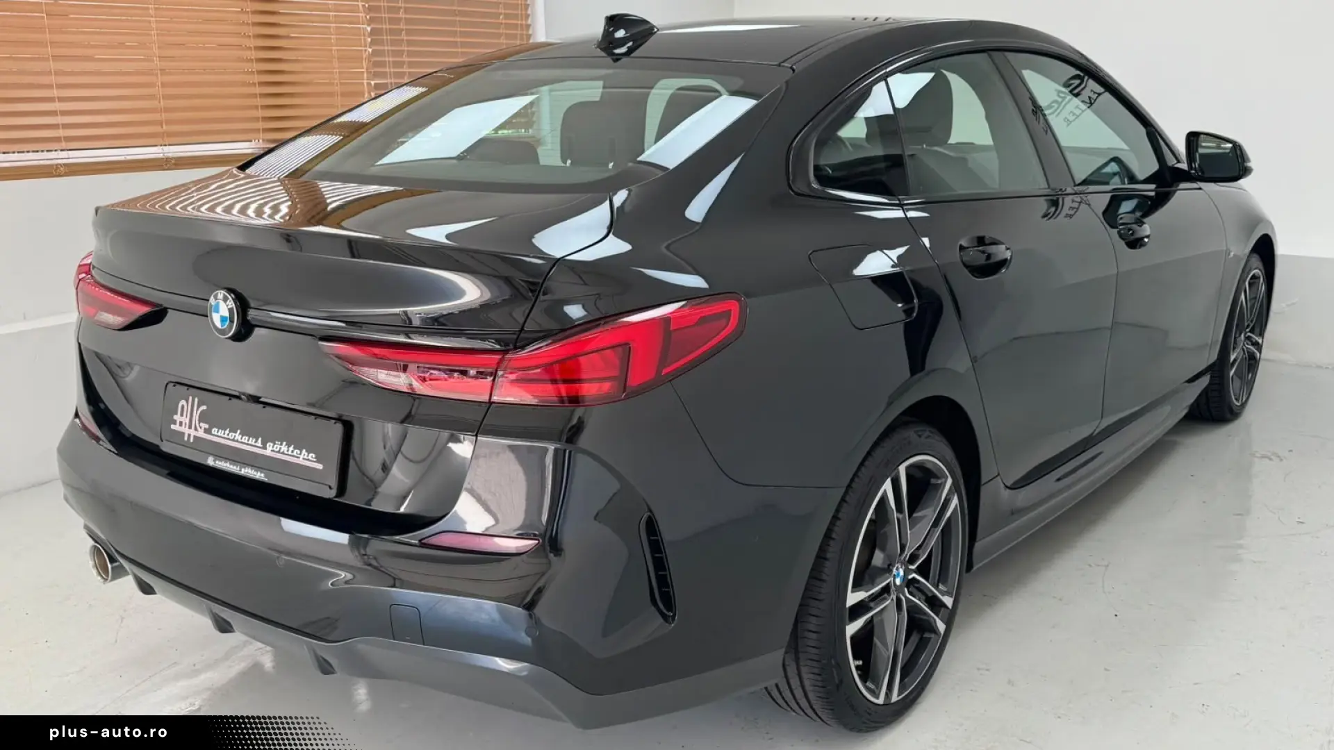 BMW 218i Gran Coupé  M-SPORT SHADOW CAM