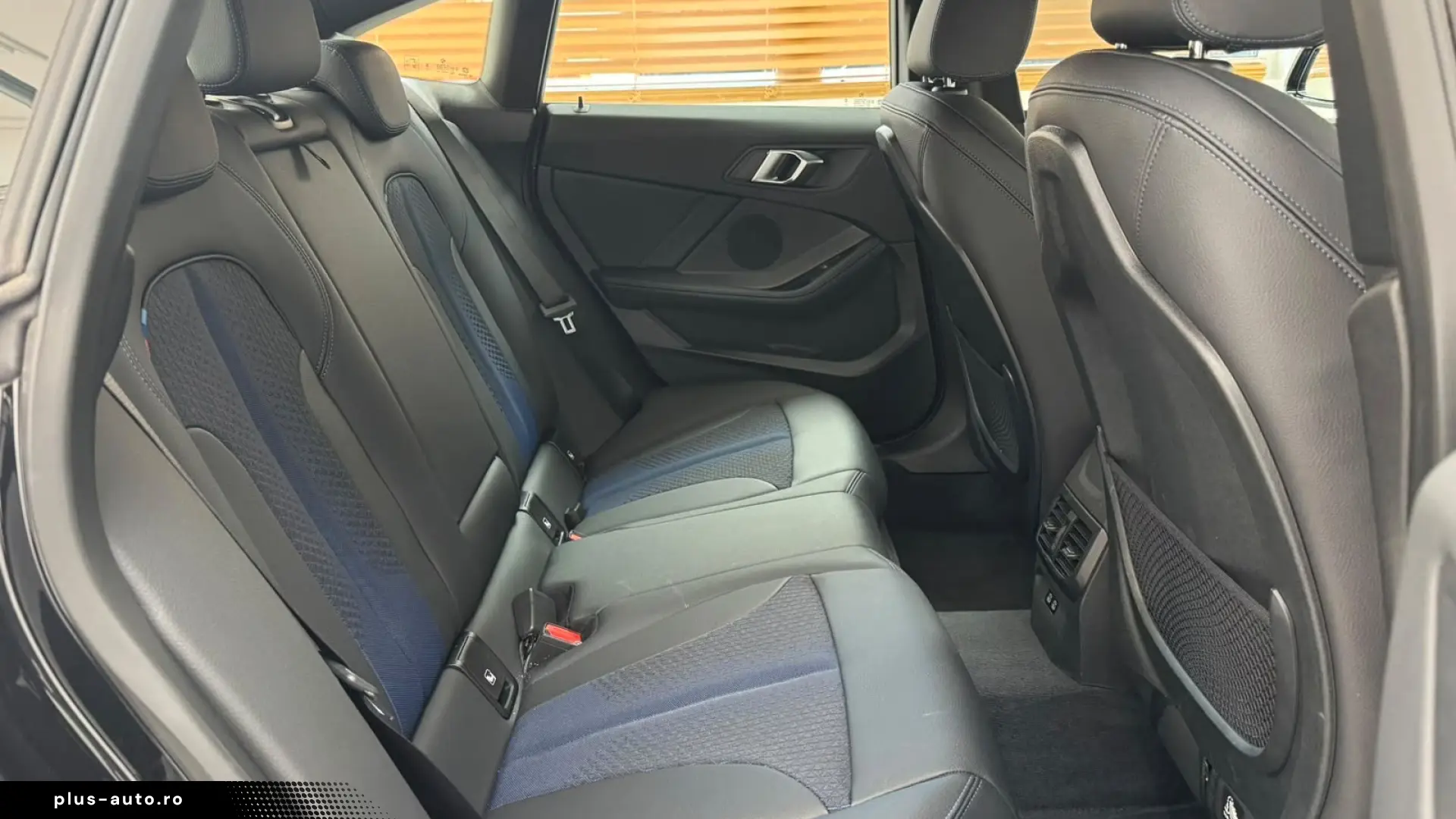 BMW 218i Gran Coupé  M-SPORT SHADOW CAM