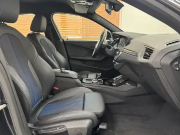 BMW 218i Gran Coupé  M-SPORT SHADOW CAM