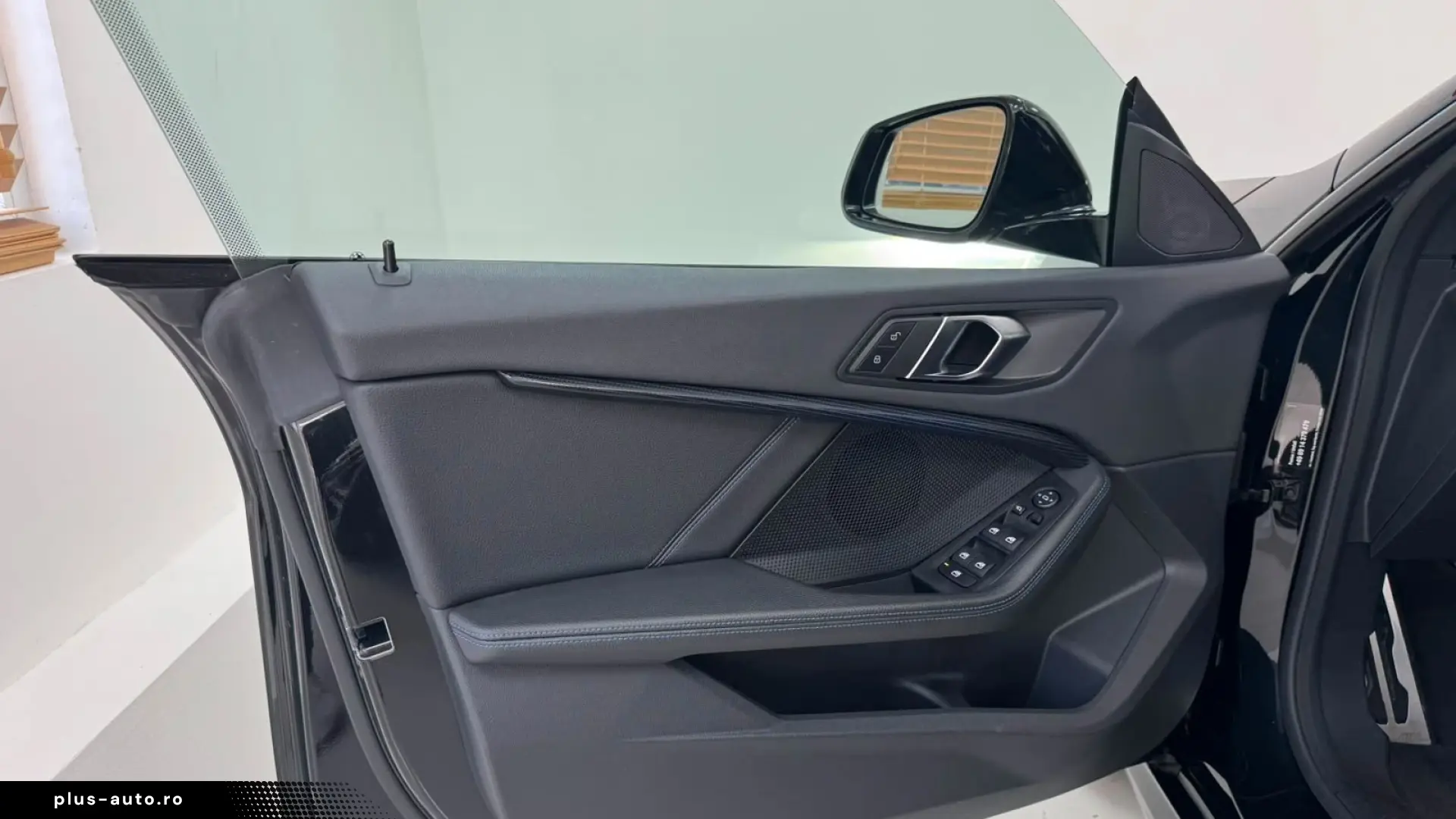 BMW 218i Gran Coupé  M-SPORT SHADOW CAM