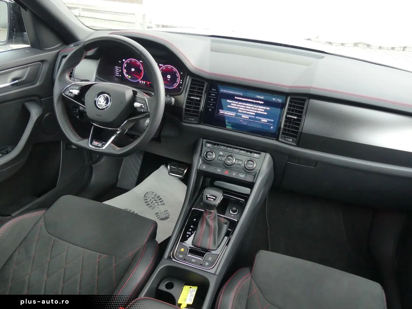 SKODA Kodiaq 2.0 TSI 4x4 RS PANO STHZ KAM ACC 20LM