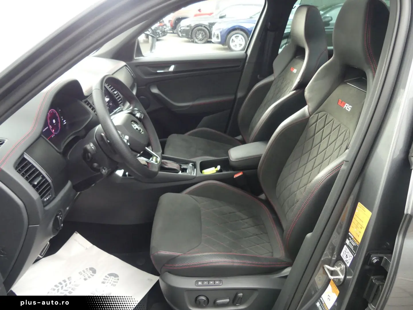 SKODA Kodiaq 2.0 TSI 4x4 RS PANO STHZ KAM ACC 20LM