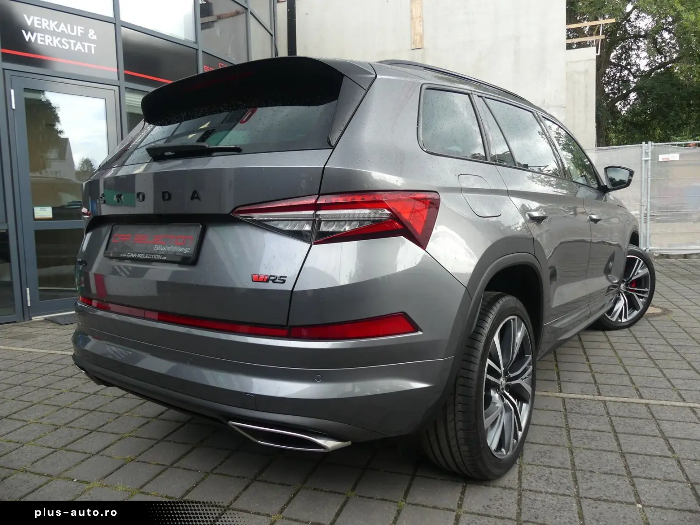 SKODA Kodiaq 2.0 TSI 4x4 RS PANO STHZ KAM ACC 20LM