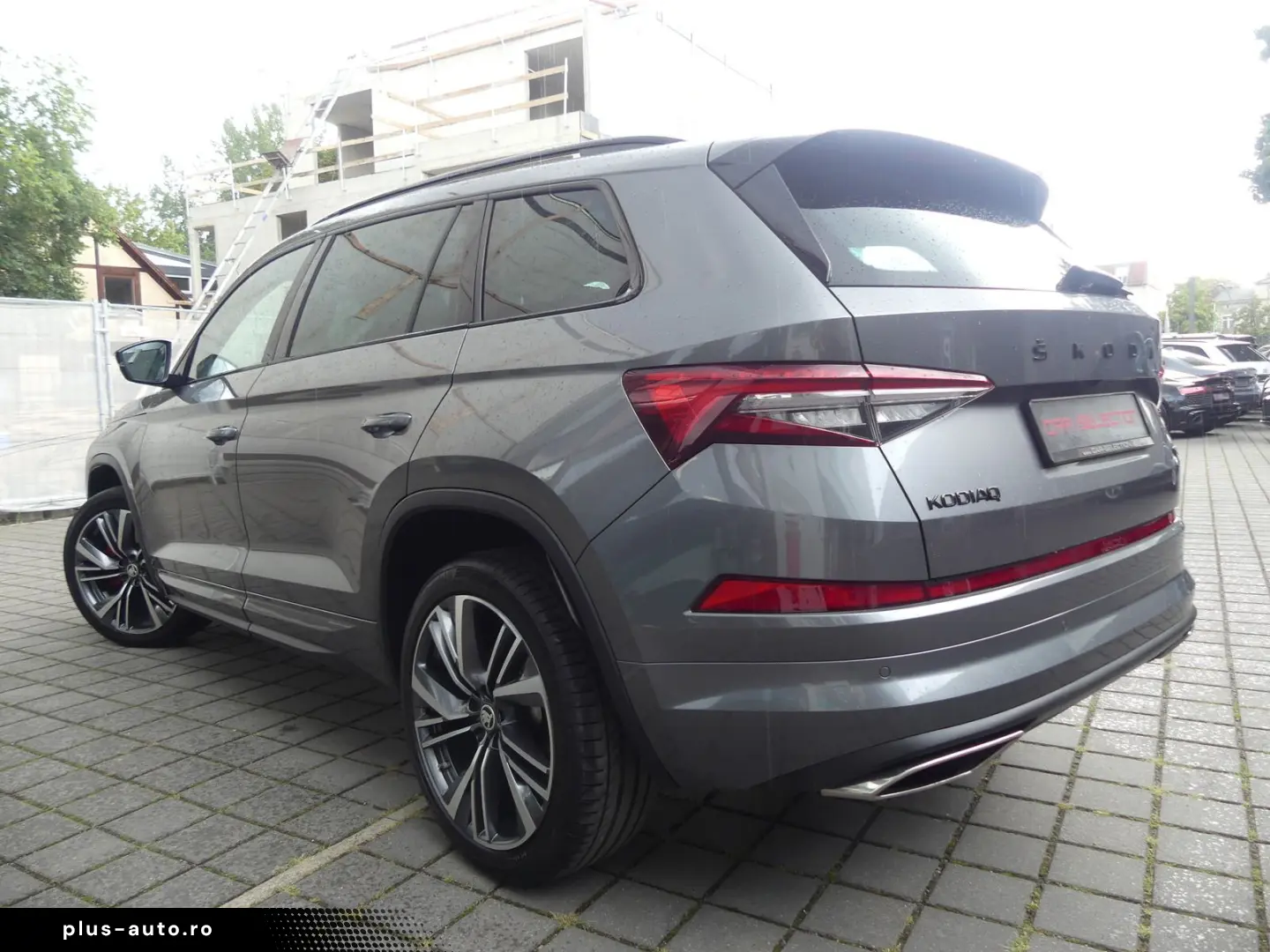 SKODA Kodiaq 2.0 TSI 4x4 RS PANO STHZ KAM ACC 20LM