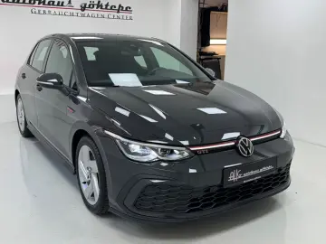 Volkswagen Golf VIII 2.0 TSI DSG GTI  LED TRAVEL-ASSIST
