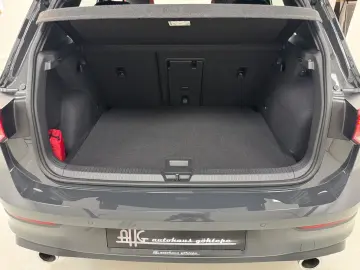 Volkswagen Golf VIII 2.0 TSI DSG GTI  LED TRAVEL-ASSIST
