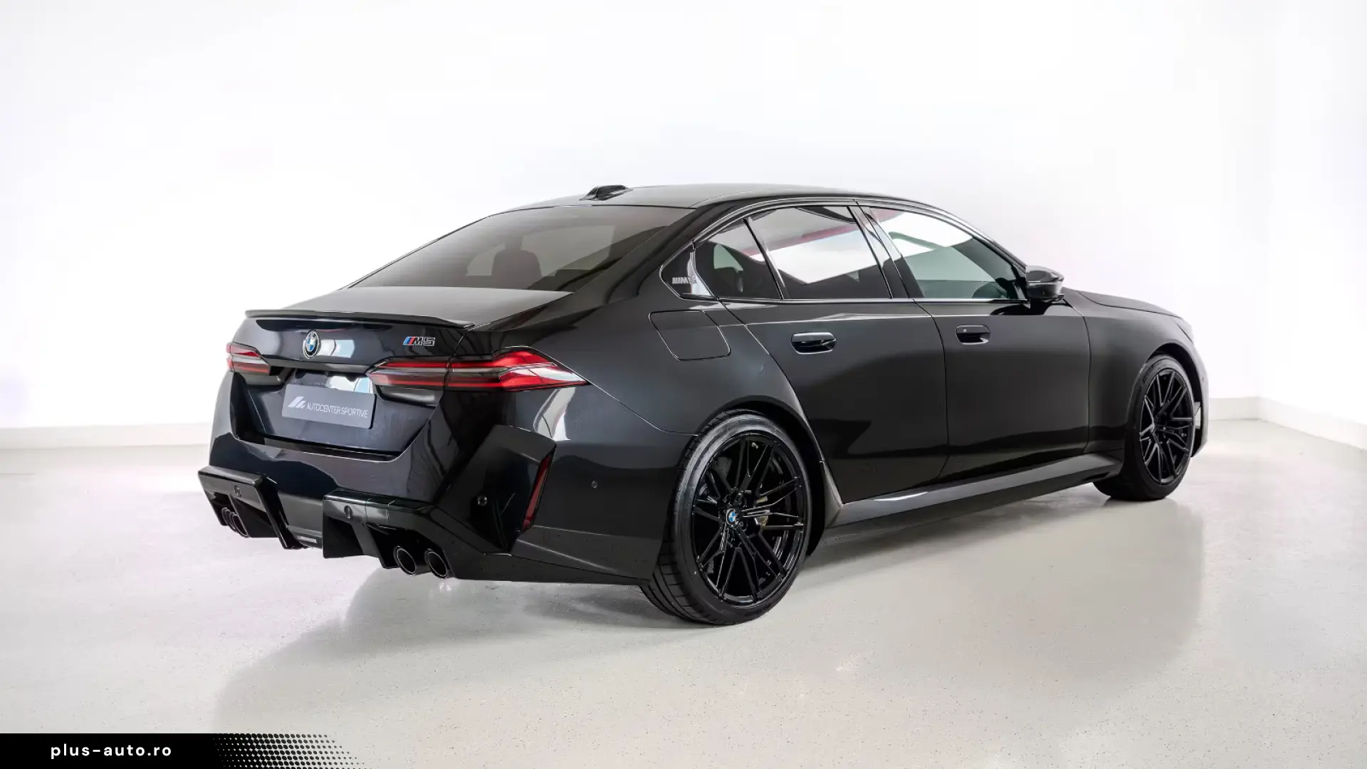BMW M5 ULTIMATE DRIVERS CARBON KERAMIK DRIVE   PARK