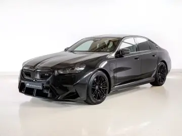 BMW M5 ULTIMATE DRIVERS CARBON KERAMIK DRIVE   PARK