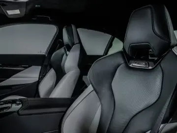 BMW M5 ULTIMATE DRIVERS CARBON KERAMIK DRIVE   PARK
