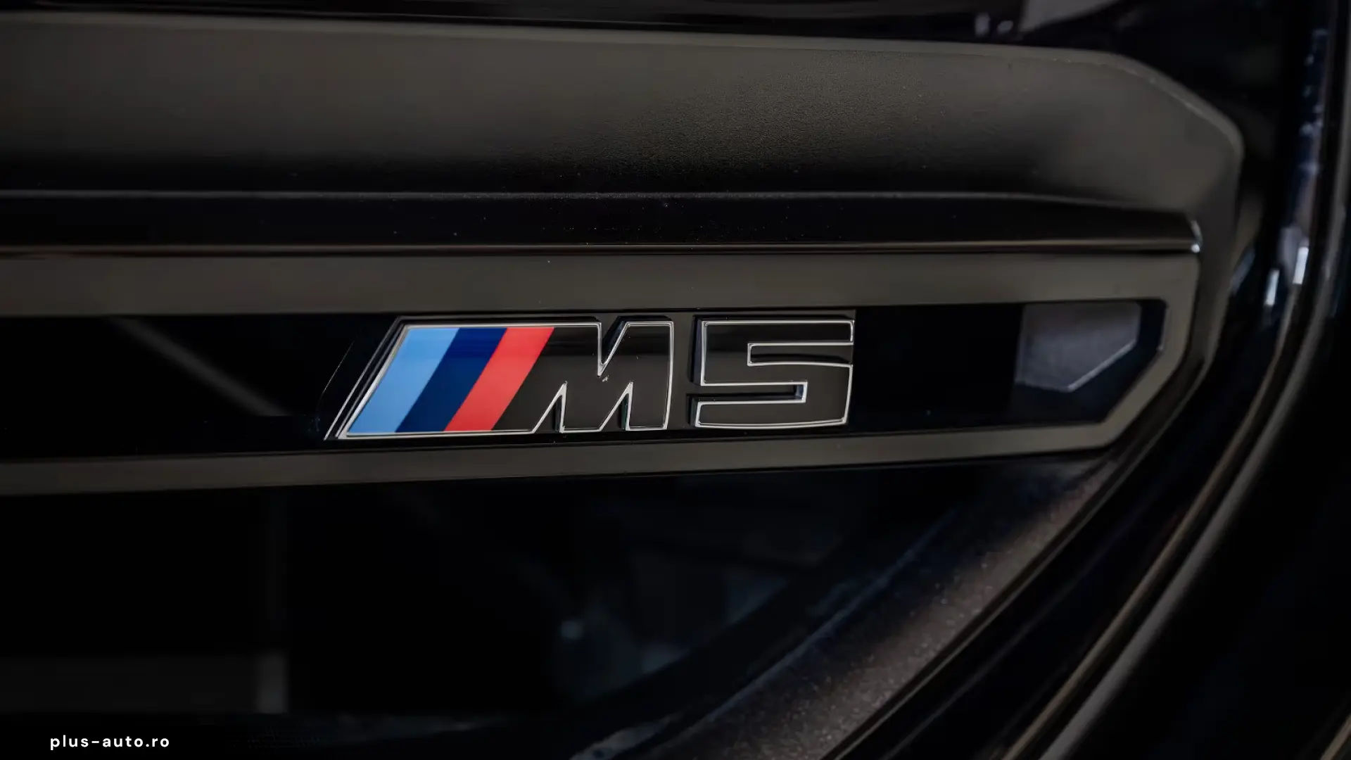 BMW M5 ULTIMATE DRIVERS CARBON KERAMIK DRIVE   PARK