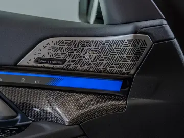 BMW M5 ULTIMATE DRIVERS CARBON KERAMIK DRIVE   PARK