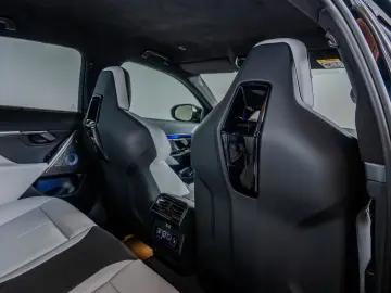 BMW M5 ULTIMATE DRIVERS CARBON KERAMIK DRIVE   PARK