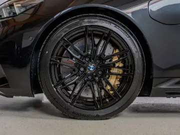 BMW M5 ULTIMATE DRIVERS CARBON KERAMIK DRIVE   PARK