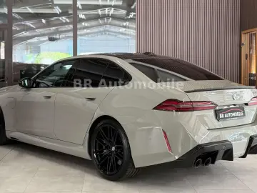 BMW M5 Ultimate-Paket Carbon-Paket Keramikbremse