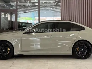 BMW M5 Ultimate-Paket Carbon-Paket Keramikbremse