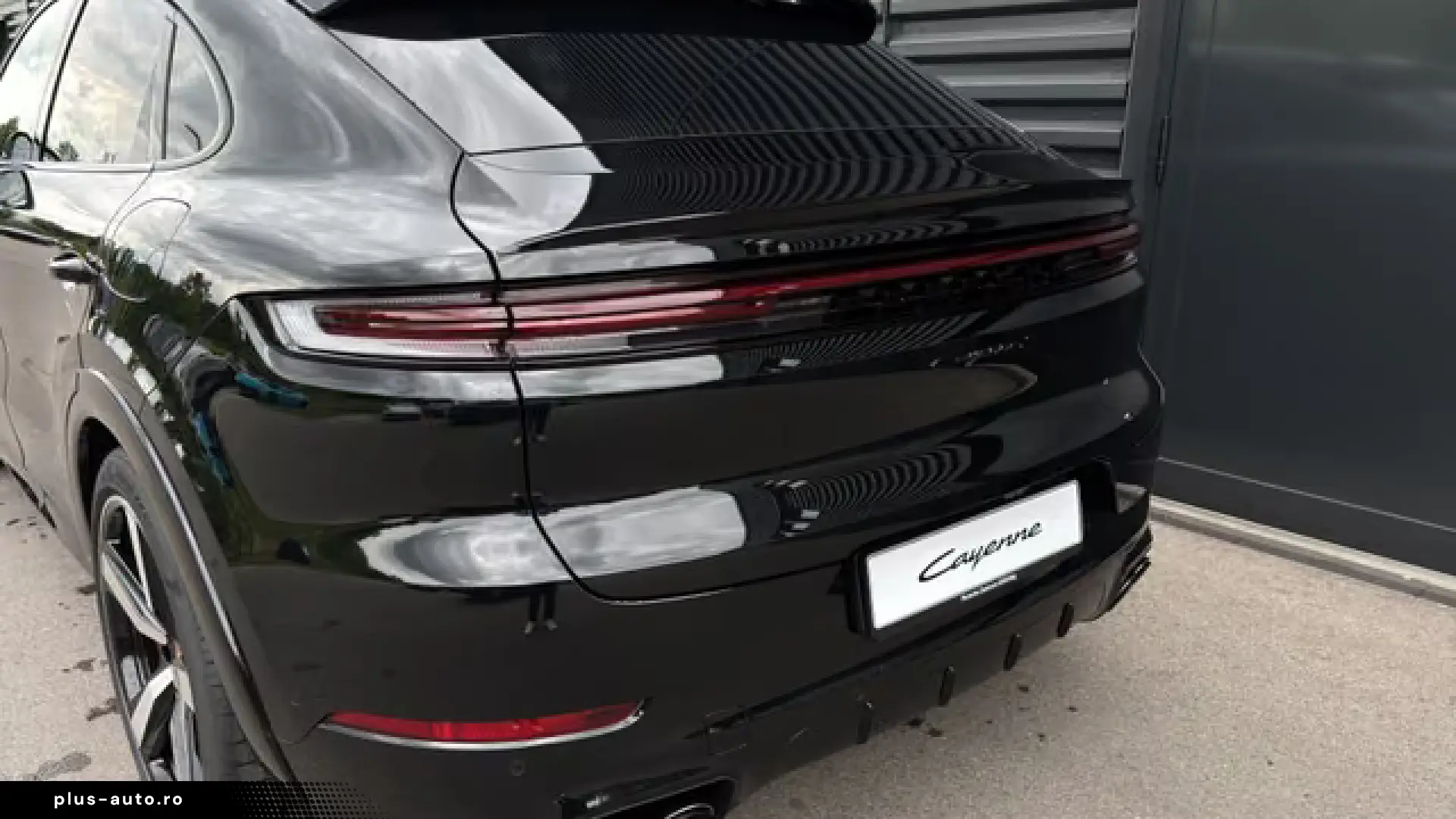 Porsche Cayenne S E-Hybrid Coupe Black Edition