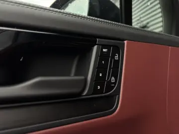 Porsche Cayenne S E-Hybrid Coupe Black Edition
