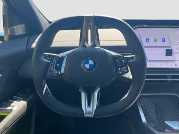BMW iX3 40 HUD DrvAss  ParkAssPro