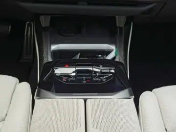 BMW Seria 7 740 xDrive mHEV
