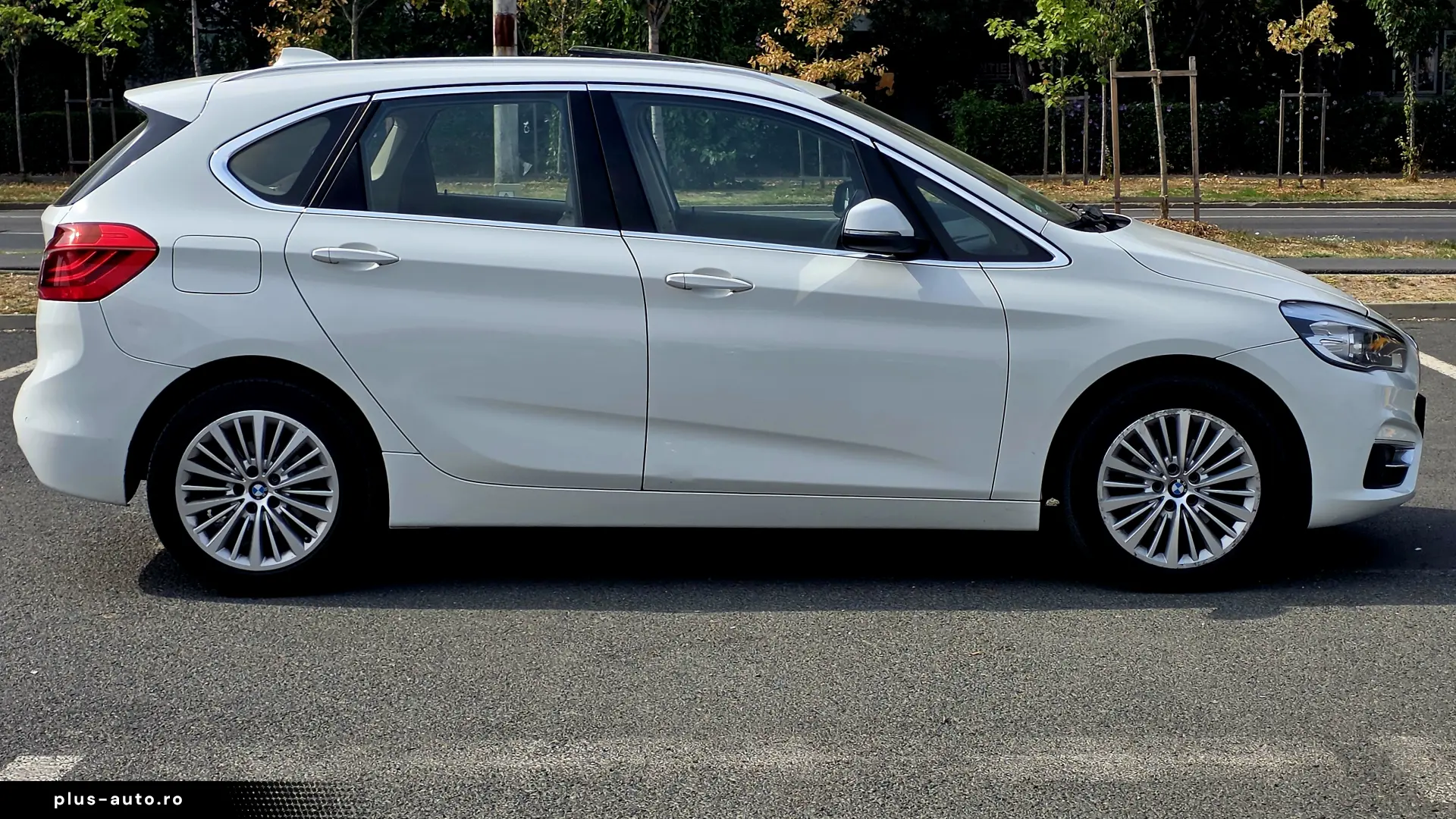 LUXURY LINE LED PANORAMIC PIELE AMBIENT LIGHT DRIVING ASSIST