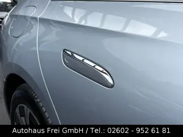 MERCEDES-BENZ E 220 d LIMO 4Matic Avantgarde Advanced LED