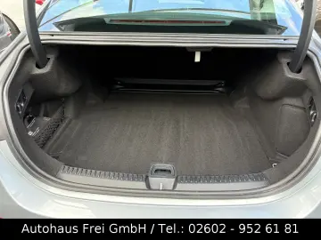 MERCEDES-BENZ E 220 d LIMO 4Matic Avantgarde Advanced LED