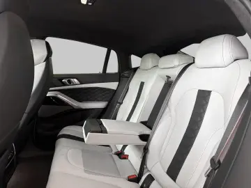 BMW X6 M Competition AHK Navi Leder Digitales Cockpi