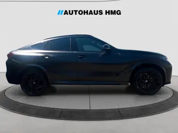 BMW X6 M Competition  MATT AKRAPOVIC PANO M DRIVERS