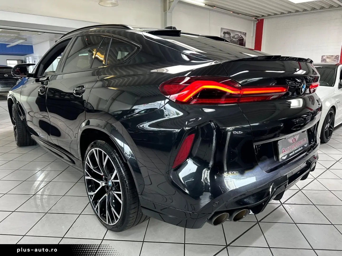 BMW X6 M Competition MASSAGE SKY PANO SOFTCLOSE