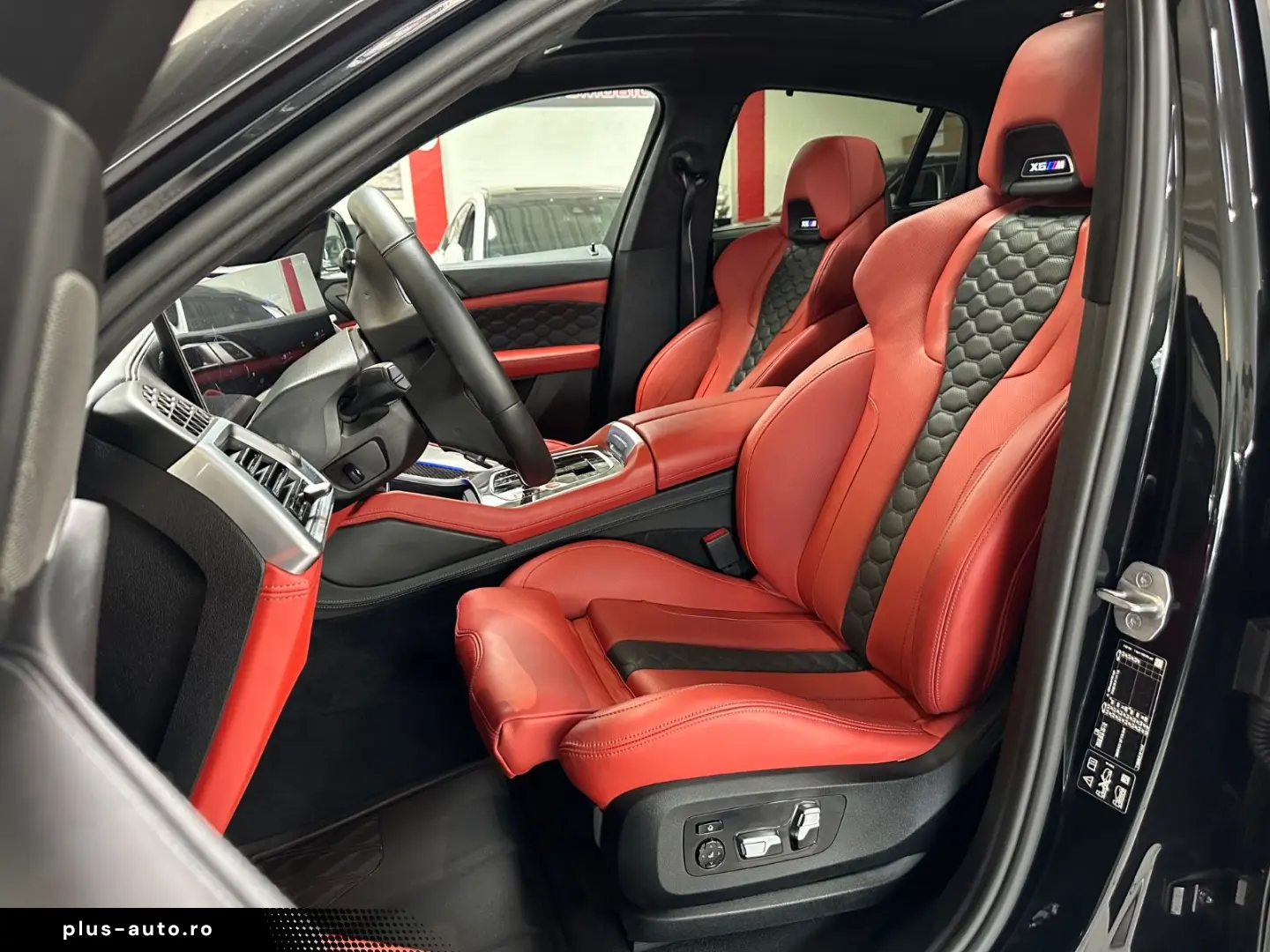 BMW X6 M Competition MASSAGE SKY PANO SOFTCLOSE