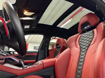 BMW X6 M Competition MASSAGE SKY PANO SOFTCLOSE