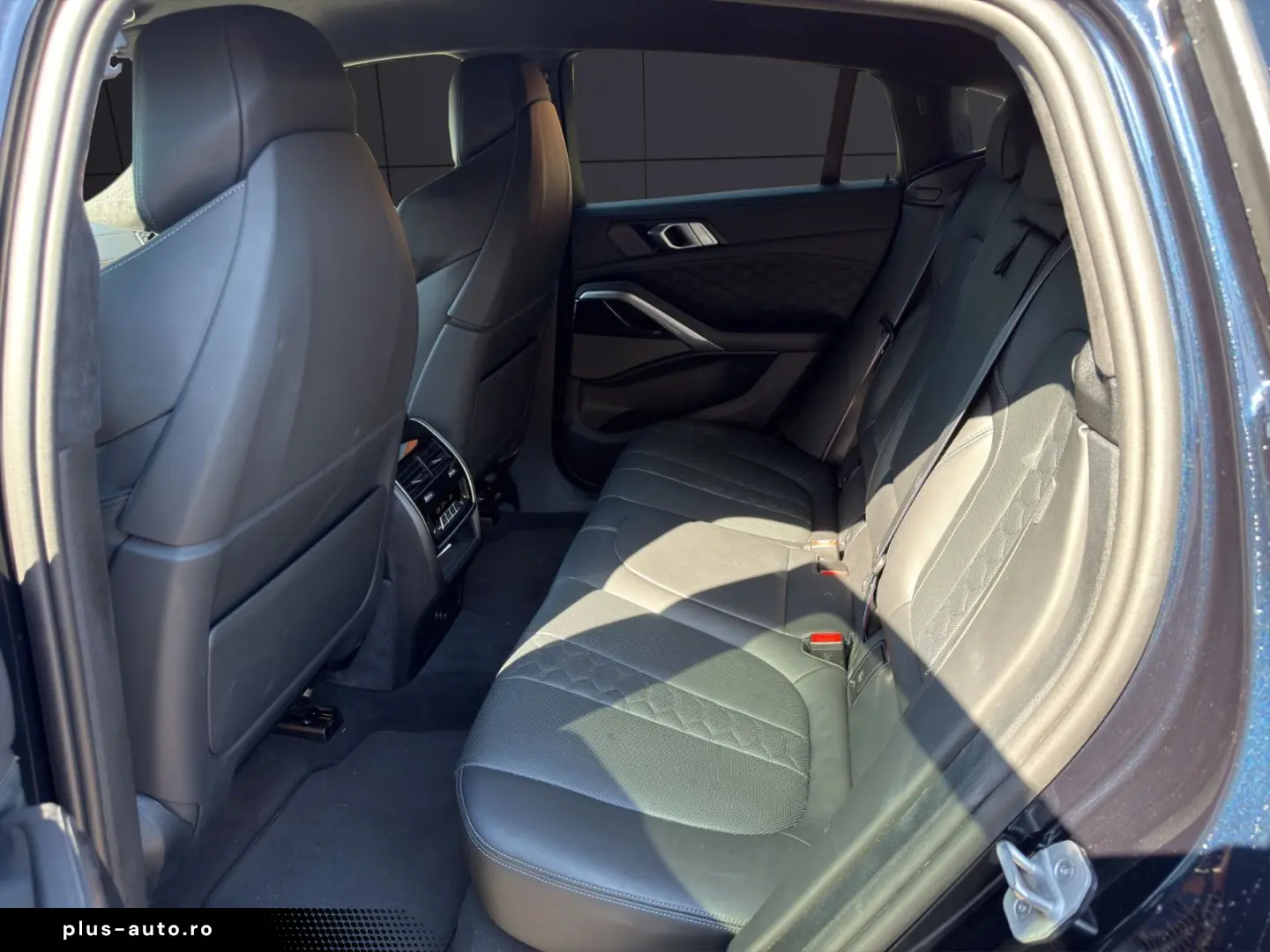 BMW X6 M Competition Massage Shadow 360  H&K