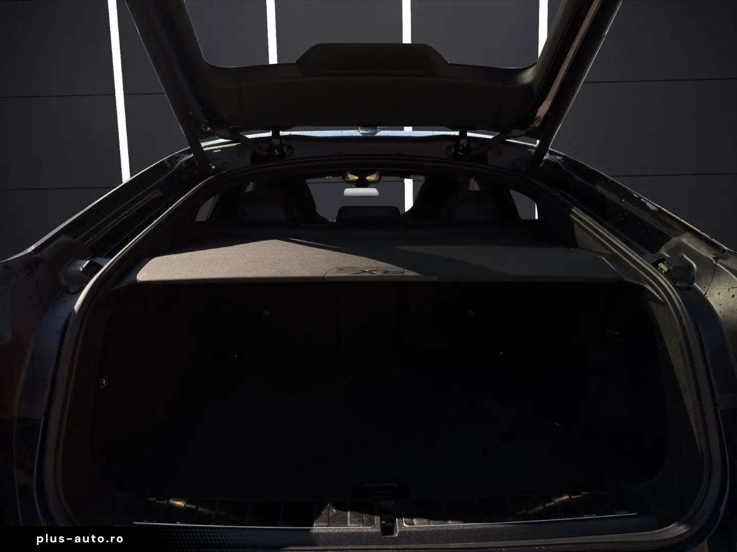 BMW X6 M Competition Massage Shadow 360  H&K