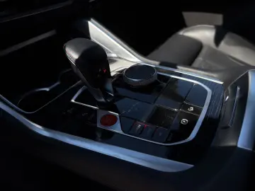 BMW X6 M Competition Massage Shadow 360  H&K