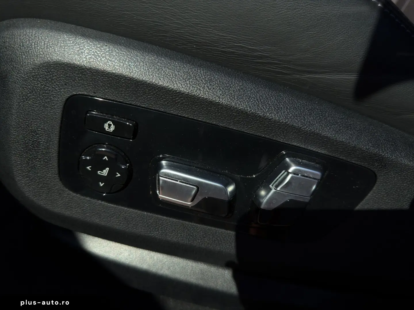 BMW X6 M Competition Massage Shadow 360  H&K