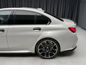 BMW M3 Competition xDrive 530CP Pachet Carbon M Trapa H K