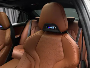 BMW M3 Competition xDrive 530CP Pachet Carbon M Trapa H K