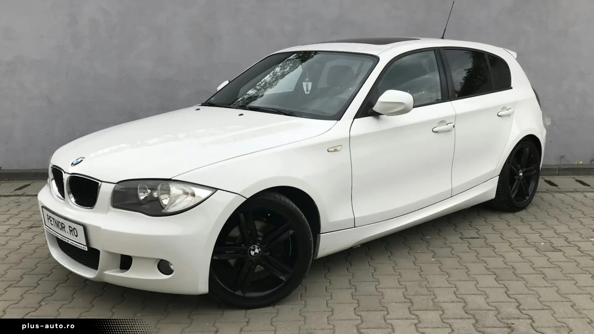 BMW Seria 1 118d Sport Line