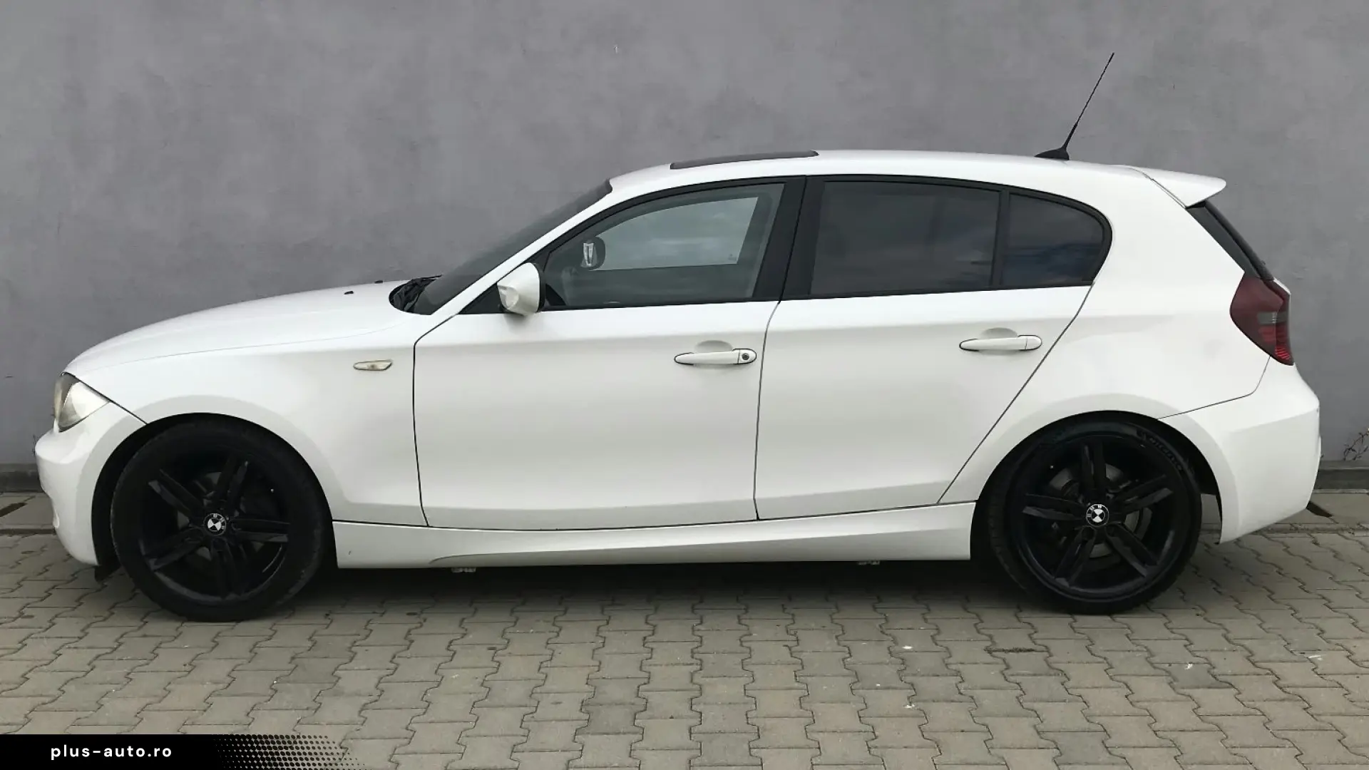 BMW Seria 1 118d Sport Line