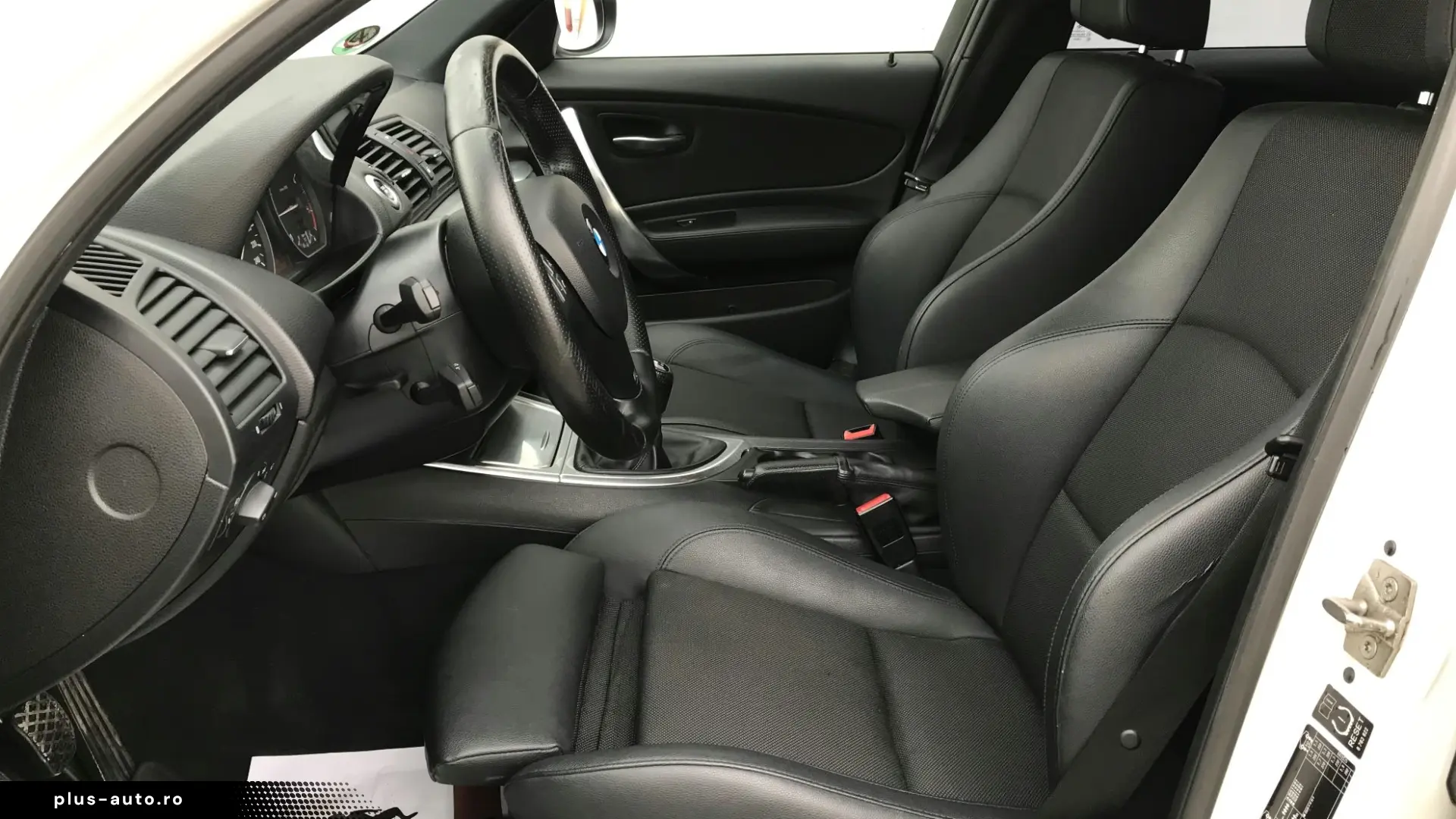 BMW Seria 1 118d Sport Line