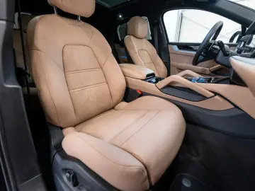 PORSCHE Cayenne Coupe S